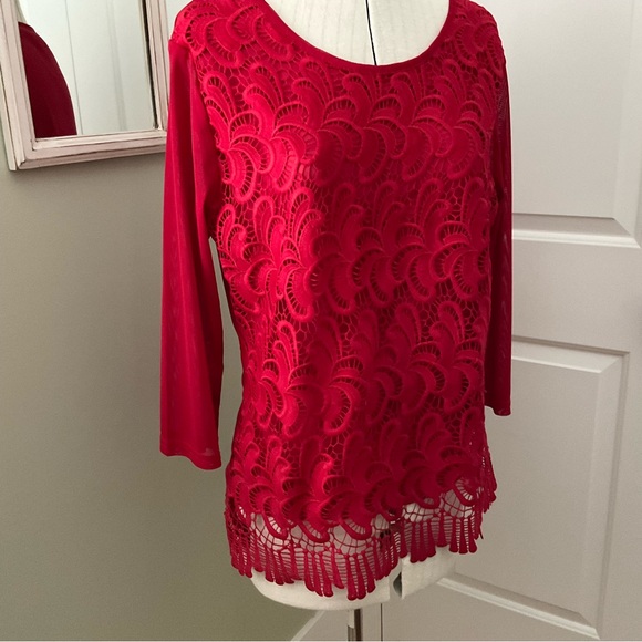 LAVENA FASHION, RED LACE BLOUSE WITH SCALLOP FRIDGE HEM, SIZE: L - Picture 2 of 12